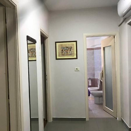 Proper House Iva Apartment Тирана Екстериор снимка