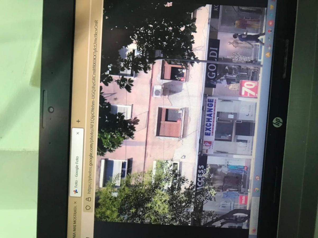 Proper House Iva Apartment Тирана Екстериор снимка